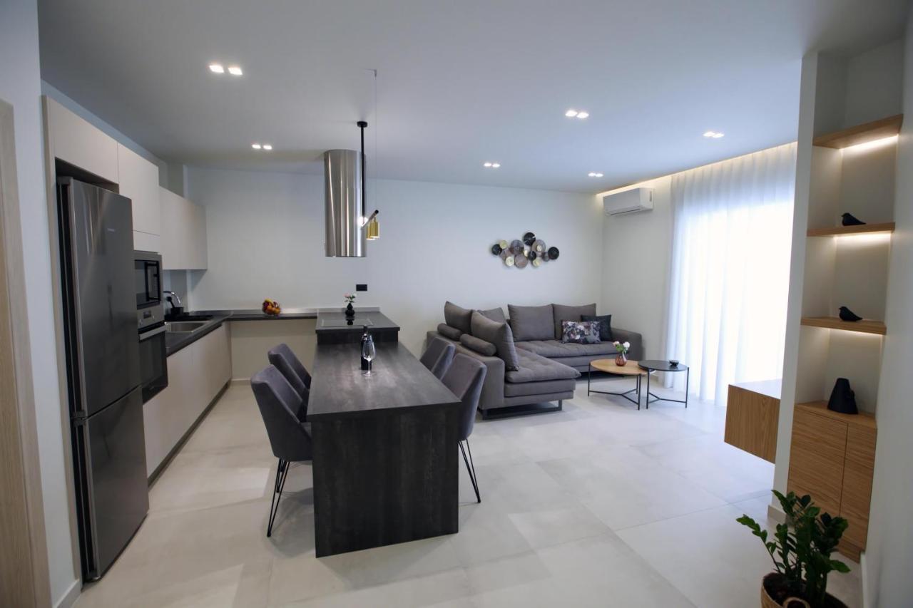 Ioanna'S Suite 纳夫普利翁 外观 照片